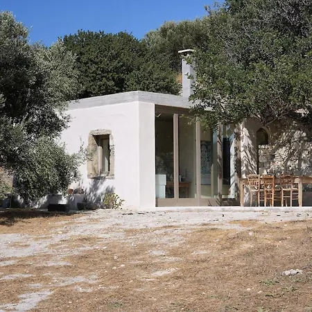 Paleopoli Cave House *