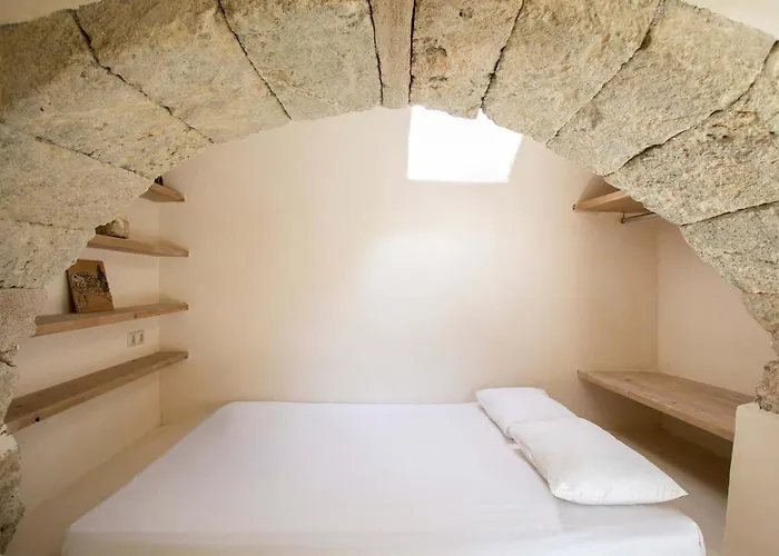 Paleopoli Cave House Ferienhaus